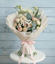 Букет цветов из:  Розы и Лизиантусы в Абатское