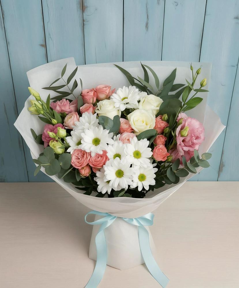 Букет цветов из: Розы, Лизиантусы и Хризантемы в Абатское