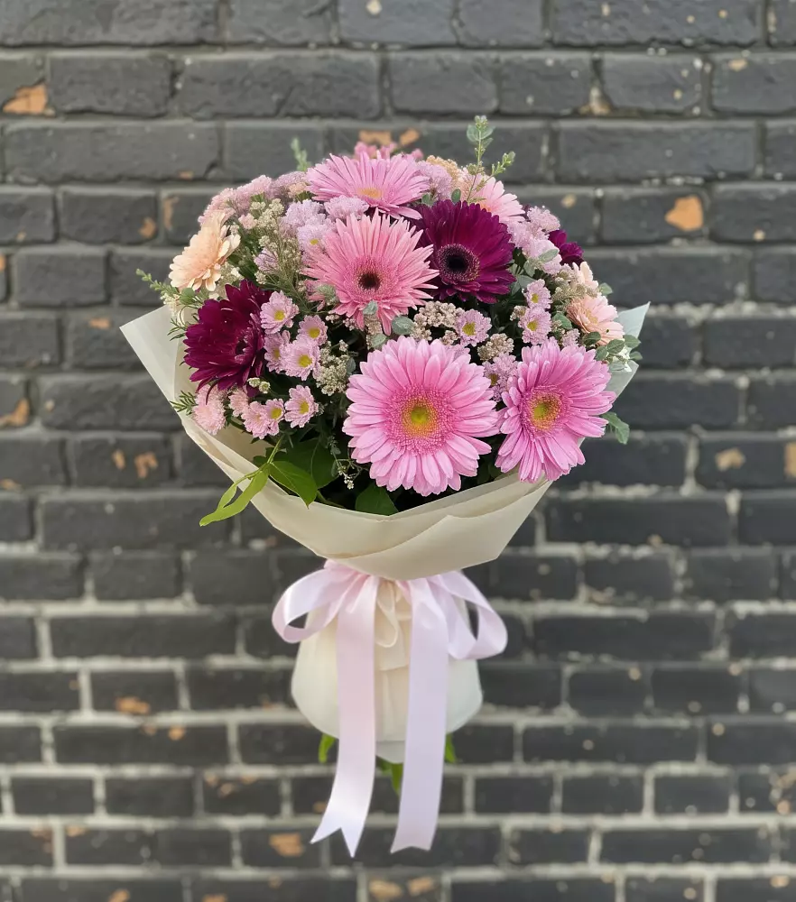 Букет цветов из: Герберы и Хризантемы в Абатское