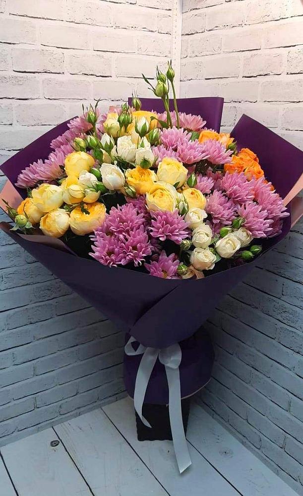 Букет цветов из: Хризантемы и Розы в Абатское