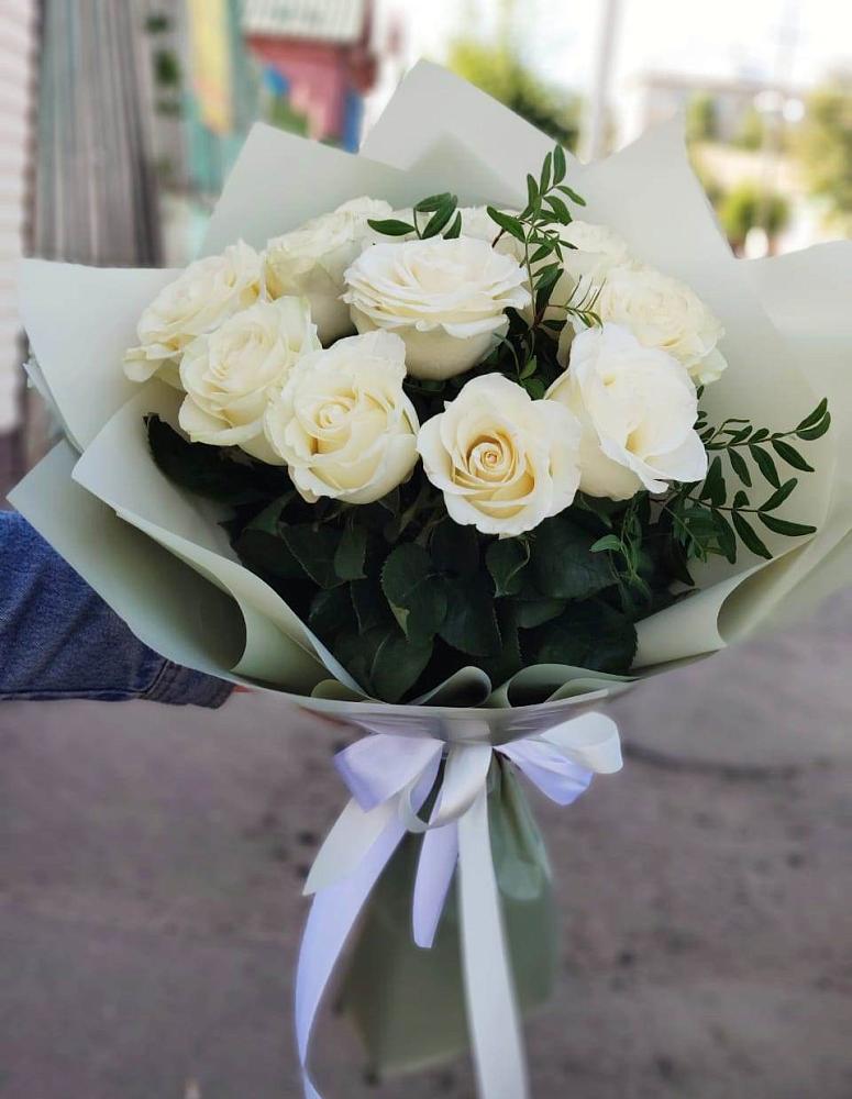 Букет Белые розы Проуд в Абатское