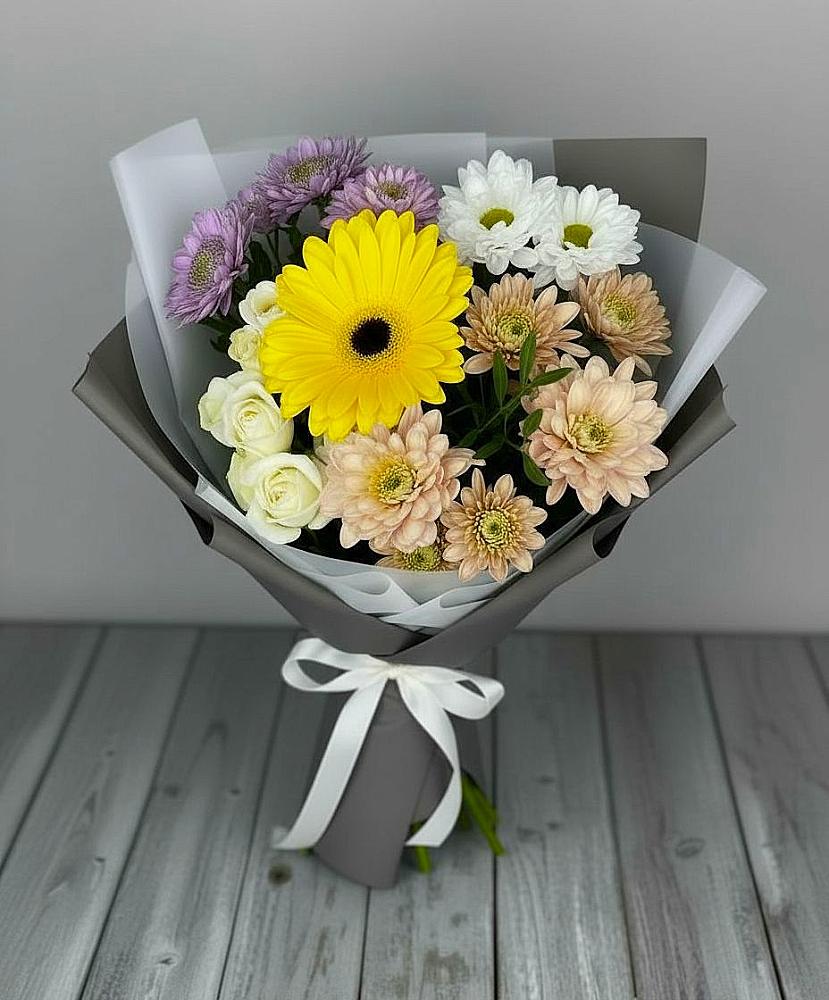 Букет цветов из: Розы, Герберы и Хризантемы в Абатское