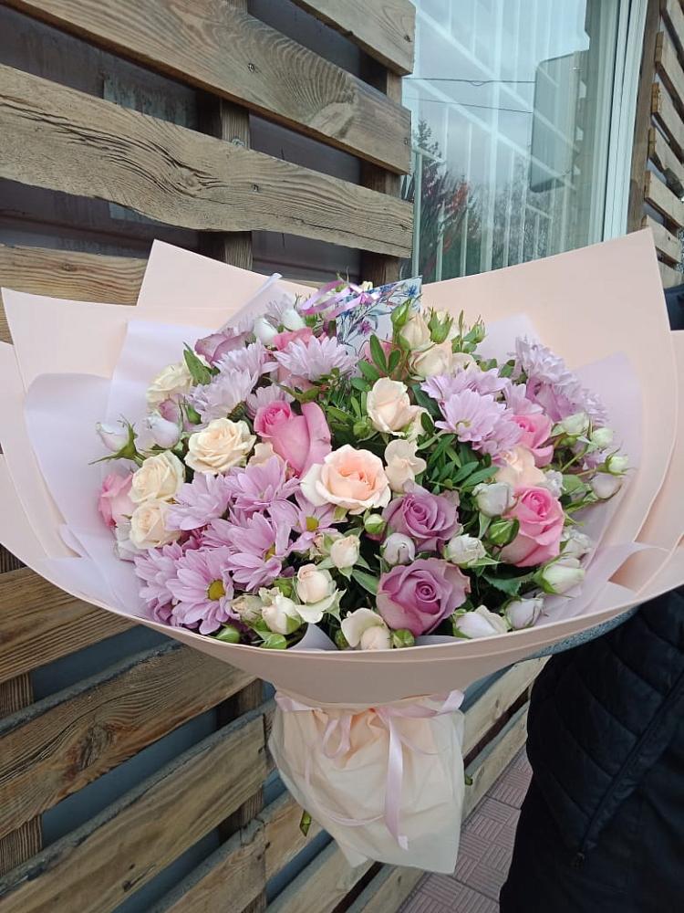 Букет цветов из: Розы и Хризантемы в Абатское