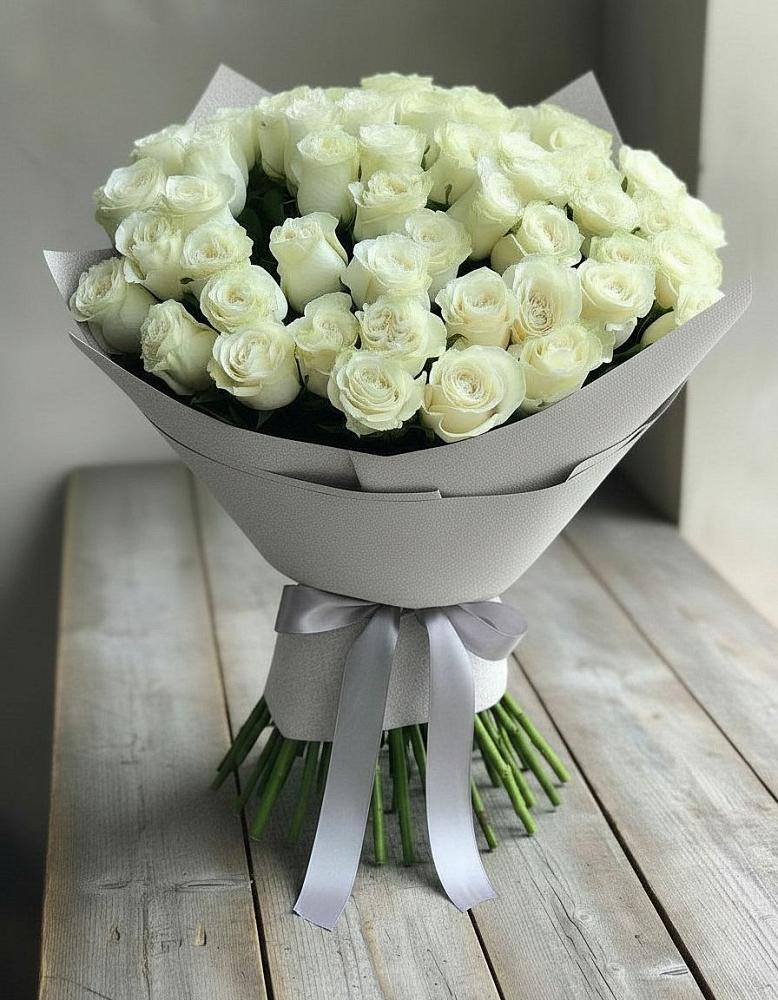 Букет 35 Белых роз в Абатское