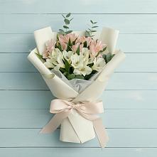 Букет цветов из:  Альстромерии в Абатское