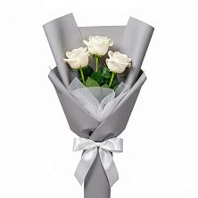 Букет 3 белые розы в Абатское