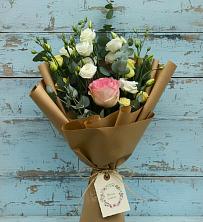 Букет цветов из:  Розы и Лизиантусы в Абатское